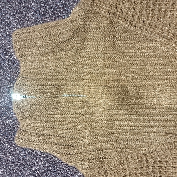 Womans XS fall zip brown sweater. - Picture 3 of 5